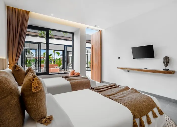 Padma Putih By Balisuperhost *